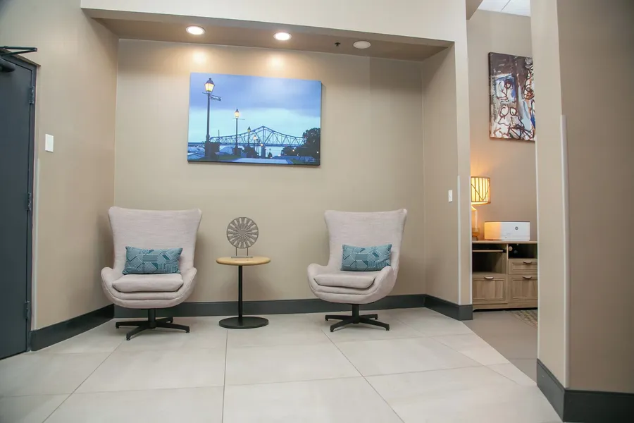 Holiday Inn New Orleans West Bank Tower by IHG hotel detail image 2