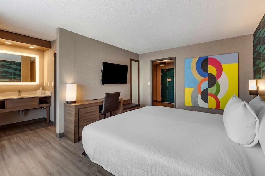 Best Western Plus West Edmonton hotel detail image 6