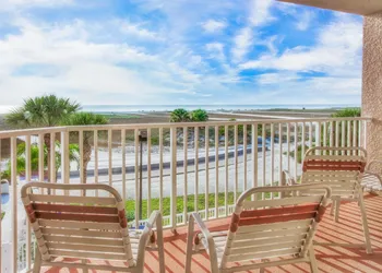 Surf Beach Resort hotel thumbnail 7