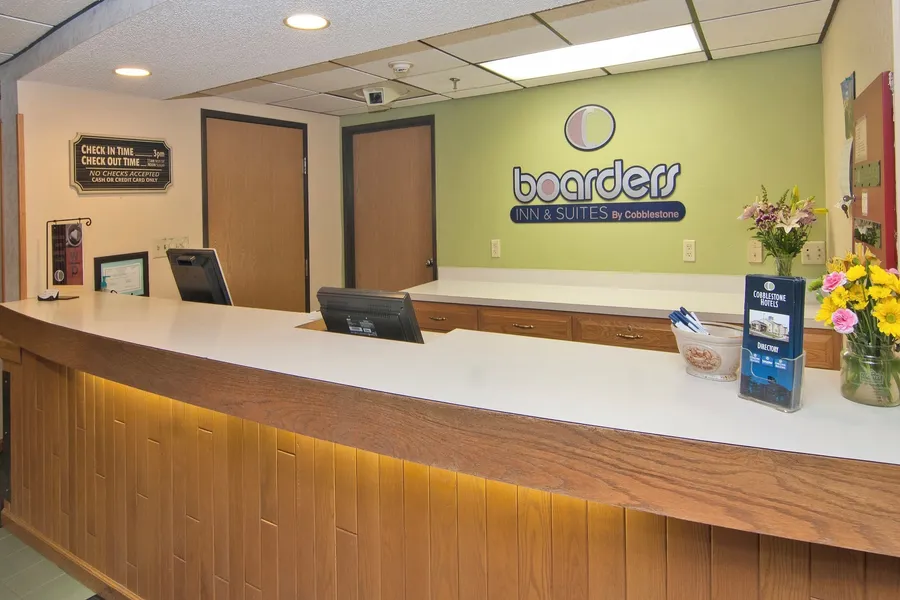Boarders Inn & Suites by Cobblestone Hotels - Faribault hotel detail image 2