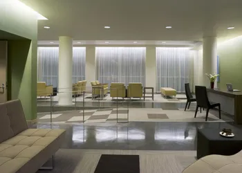hotelVetro Iowa City Tapestry Collection by Hilton hotel thumbnail 8