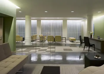 hotelVetro Iowa City Tapestry Collection by Hilton hotel thumbnail 8