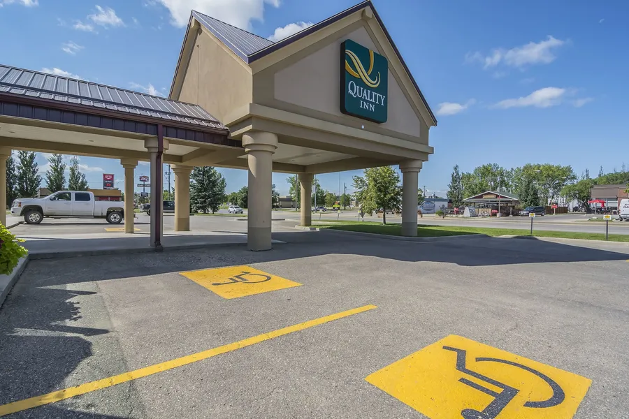 Quality Inn & Suites hotel detail image 2
