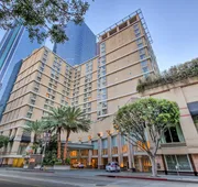 Omni Los Angeles Hotel at California Plaza hotel detail image 3
