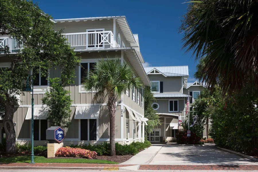 Hampton Inn New Smyrna Beach hotel detail image 2