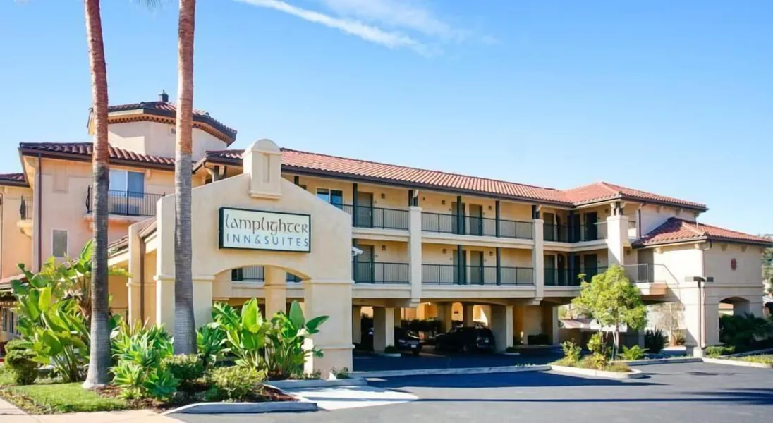Lamplighter Inn & Suites hotel detail image 2