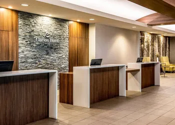 Clarion Hotel and Suites hotel thumbnail 5