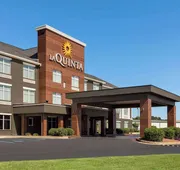 La Quinta Inn & Suites by Wyndham Oxford - Anniston hotel detail image 4