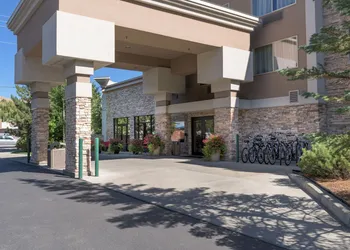 Wood River Inn & Suites hotel thumbnail 2