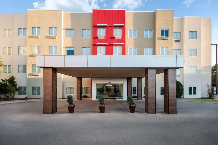 Hawthorn Suites by Wyndham Lubbock hotel detail image 6