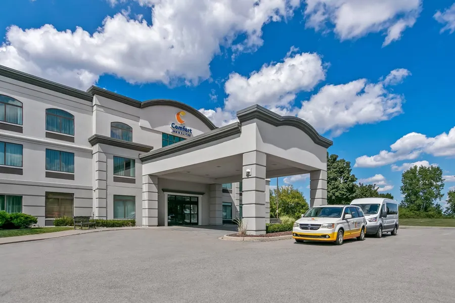 Comfort Inn & Suites Grand Blanc/Flint hotel detail image 6
