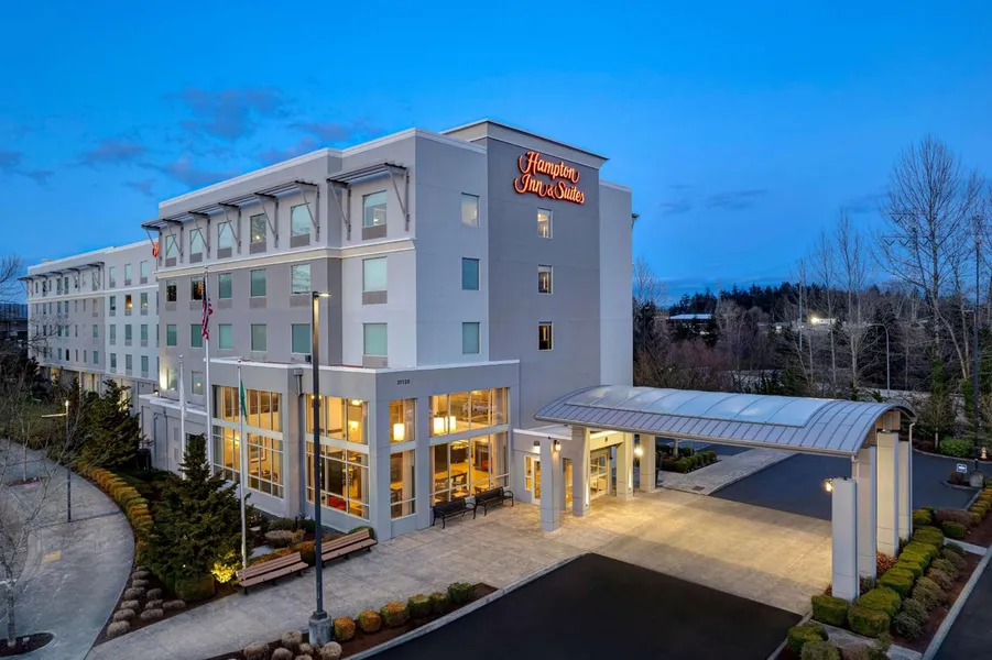 Hampton Inn & Suites Seattle/Federal Way hotel detail image 2