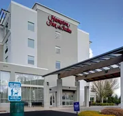 Hampton Inn & Suites Seattle/Federal Way hotel detail image 4