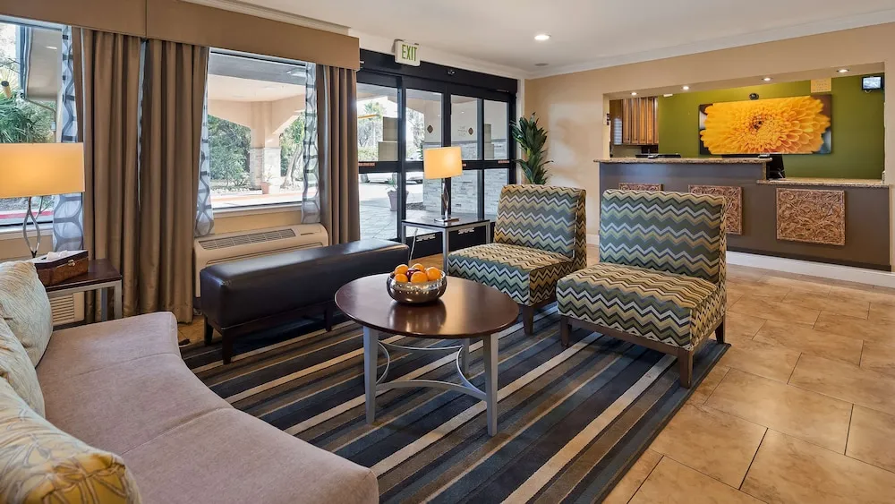 Best Western Plus Pleasanton Inn hotel detail image 2