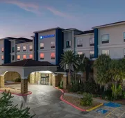 Wyndham Lake Charles hotel detail image 3