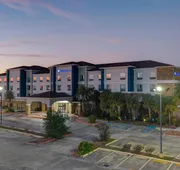 Wyndham Lake Charles hotel detail image 7