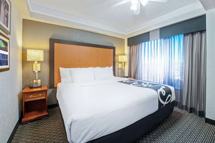 La Quinta Inn & Suites by Wyndham New Orleans Airport hotel detail image 6