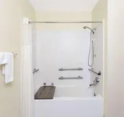Microtel Inn & Suites By Wyndham Green Bay hotel detail image 4