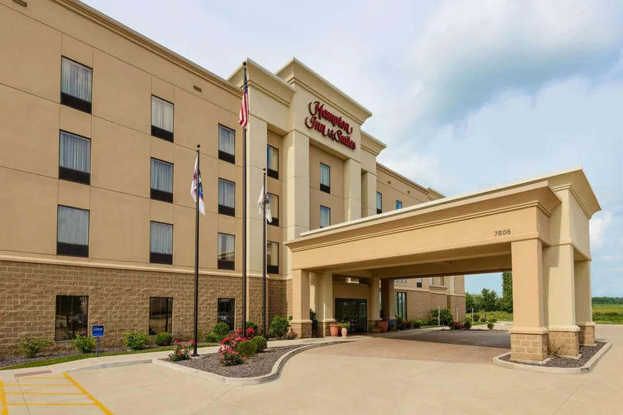 Hampton Inn & Suites Peoria at Grand Prairie, IL hotel detail image 2