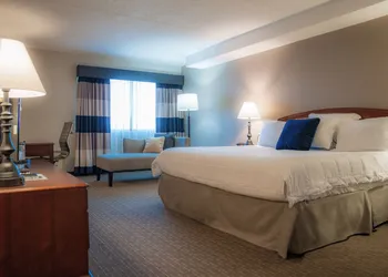 Ramada Plaza by Wyndham Hagerstown hotel thumbnail 6
