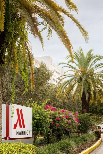 Palm Beach Gardens Marriott hotel detail image 2