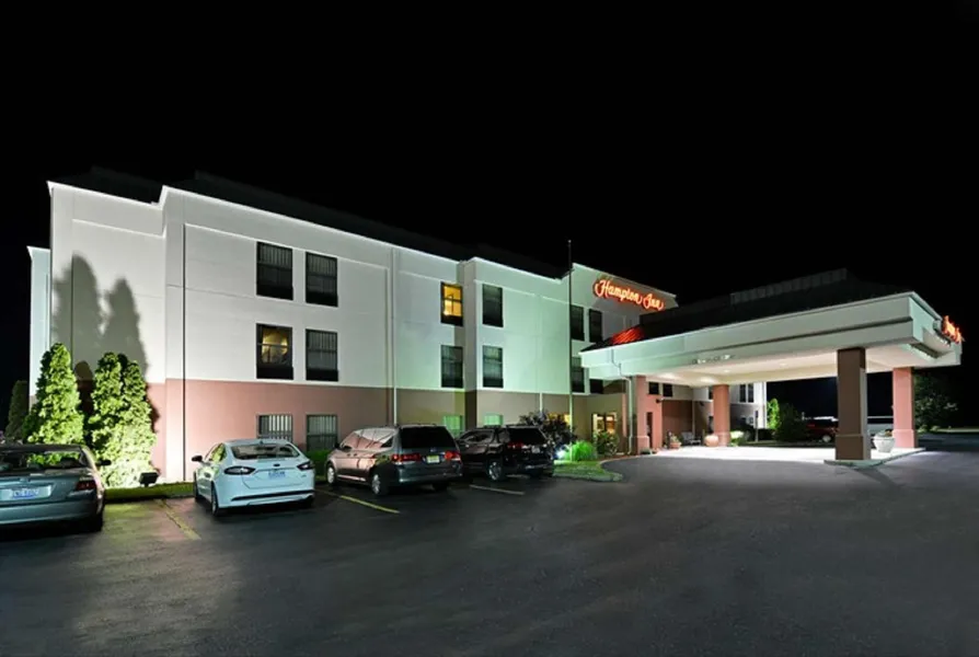 Hampton Inn Sturgis-Lagrange Area hotel detail image 2
