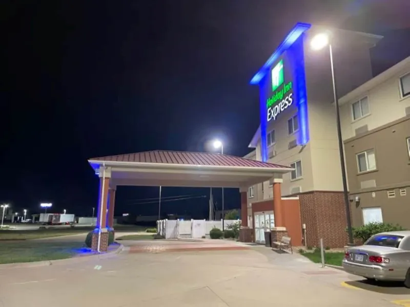 Holiday Inn Express Wichita North - Park City by IHG hotel detail image 2