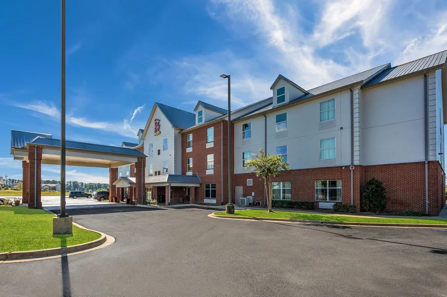 Red Roof Inn PLUS+ & Suites Birmingham - Bessemer hotel detail image 2