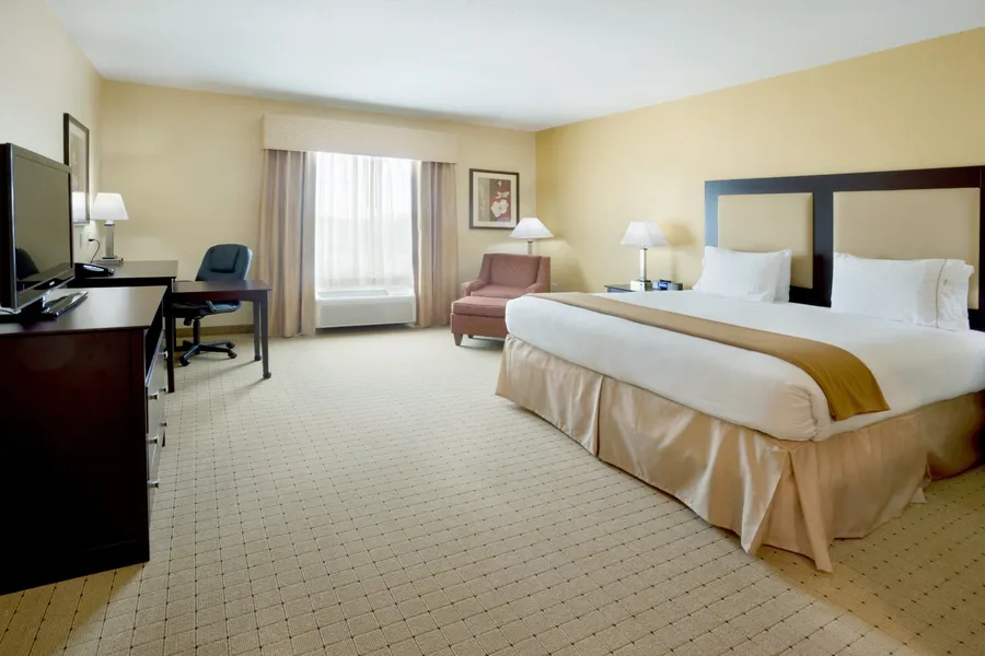 Holiday Inn Express & Suites Georgetown by IHG hotel detail image 6