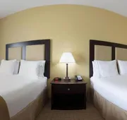 Holiday Inn Express & Suites Georgetown by IHG hotel detail image 7