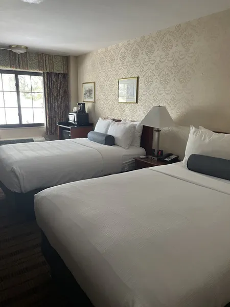 SureStay Plus by Best Western Woodbury Inn hotel detail image 6