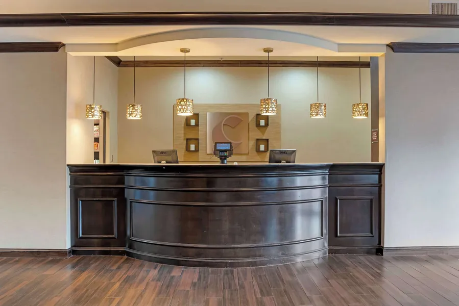 Comfort Suites Alexandria North hotel detail image 6