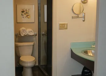 Tower701 hotel thumbnail 6