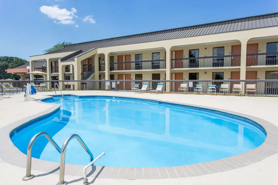 Days Inn by Wyndham Norfolk Airport hotel detail image 6