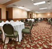 Best Western Plus Oak Harbor Hotel & Conference Center hotel detail image 4