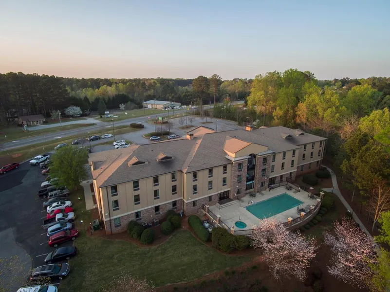 The Lodge On Lake Oconee hotel detail image 2