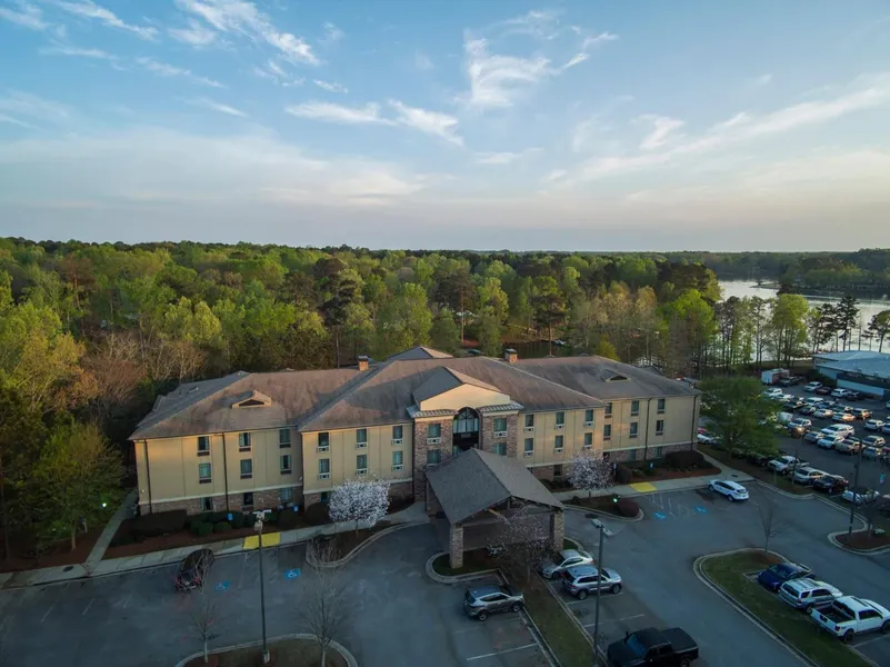 The Lodge On Lake Oconee hotel detail image 6