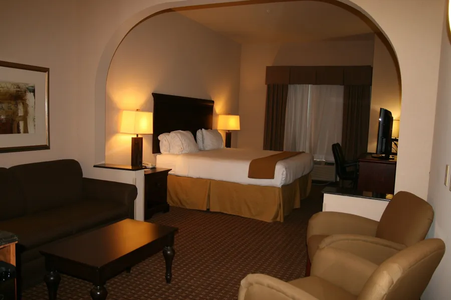 Holiday Inn Express & Suites Kingsville by IHG hotel detail image 6