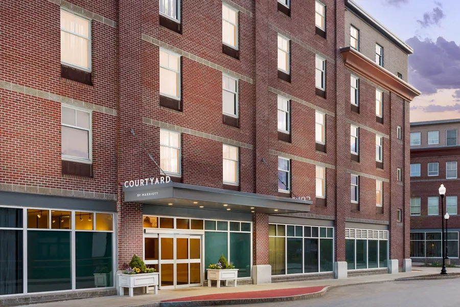 Courtyard by Marriott Keene Downtown hotel detail image 2
