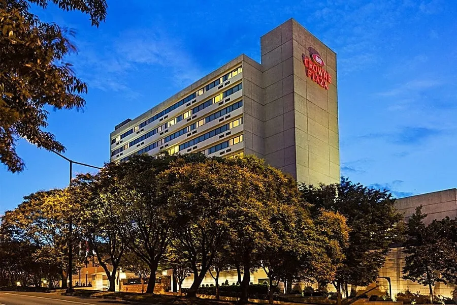 Crowne Plaza Knoxville Downtown University by IHG hotel detail image 2