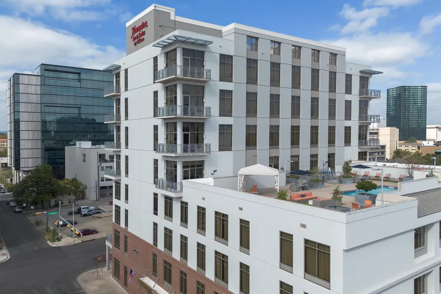 Hampton Inn & Suites Austin @ The University / Capitol hotel detail image 2