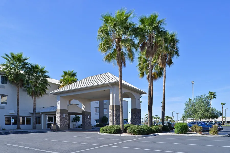 Comfort Suites At Tucson Mall hotel detail image 2