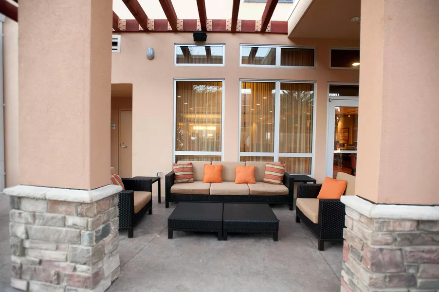 Courtyard by Marriott Evansville East hotel detail image 6
