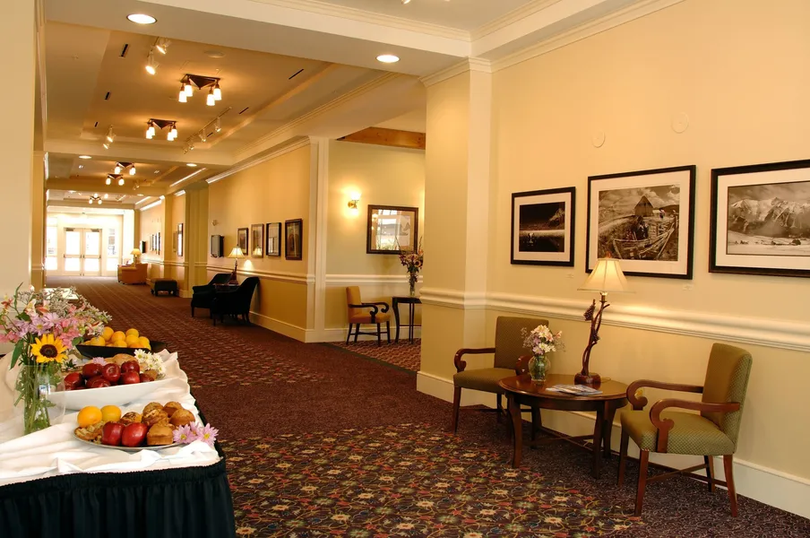 The Lodge at Mountaineer Square, A Vail Resorts Property hotel detail image 6