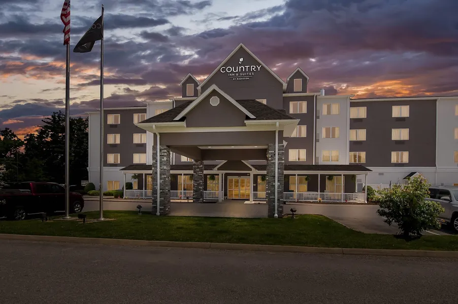 Country Inn & Suites by Radisson, Princeton, WV hotel detail image 6
