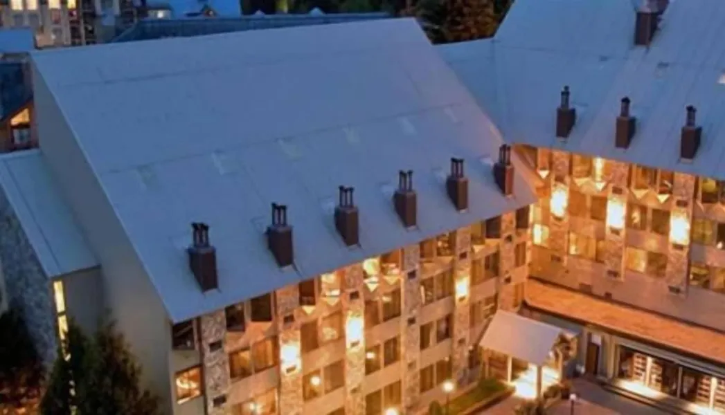 Mountain Side Hotel Whistler by Executive hotel detail image 2