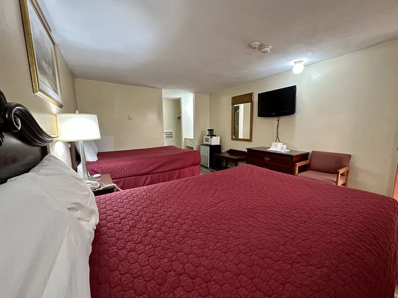 Red Carpet Inn Pulaski hotel detail image 6