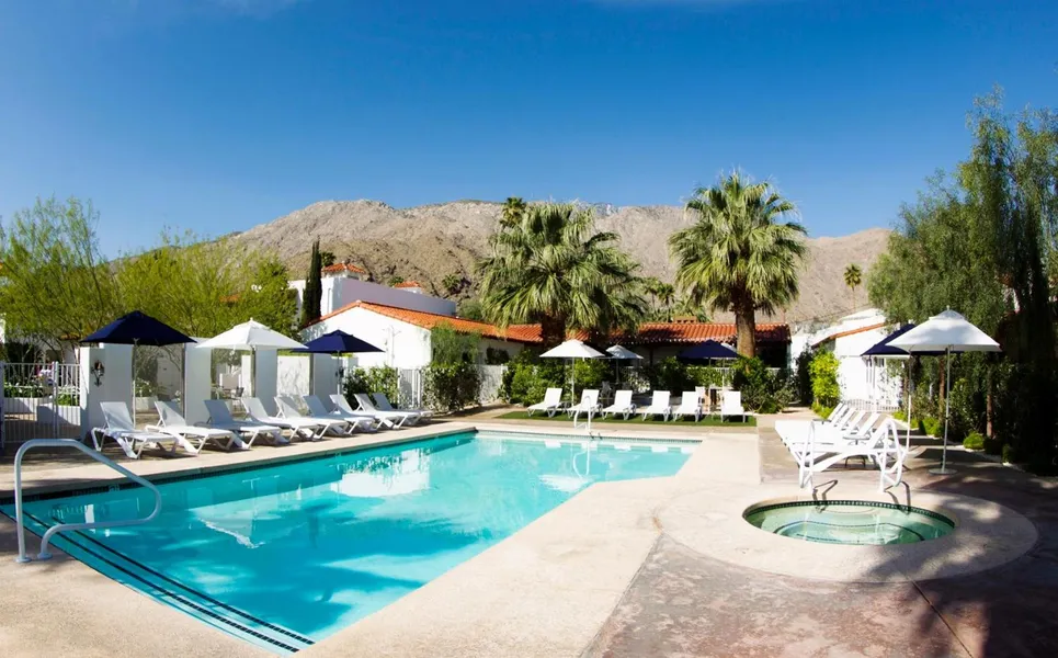 Alcazar Palm Springs hotel detail image 6