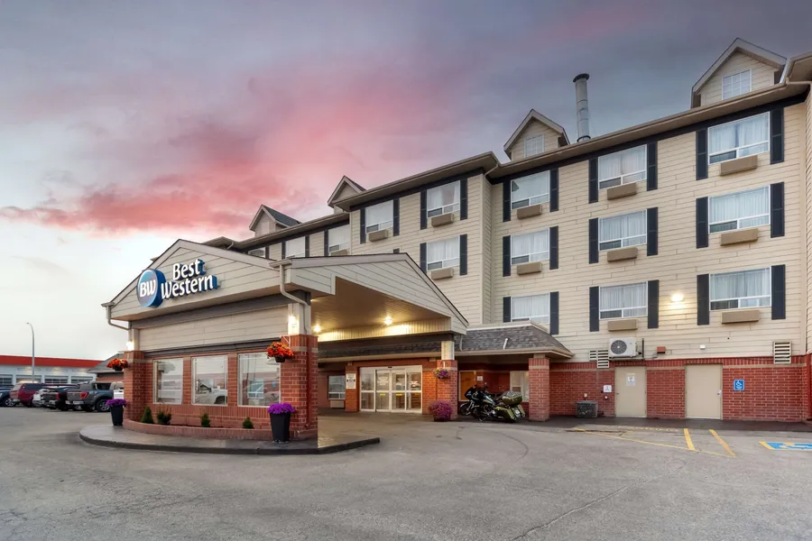 Best Western Grande Prairie Hotel & Suites hotel detail image 2