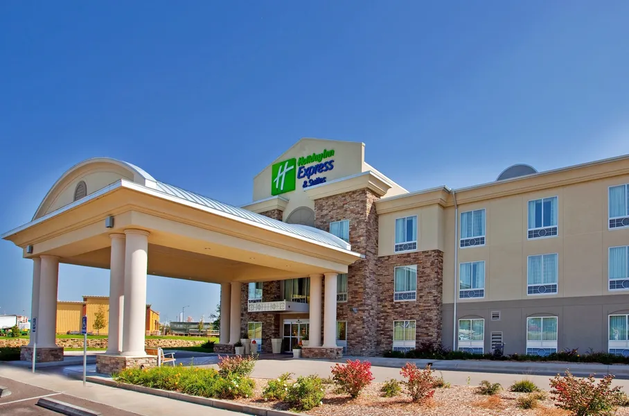 Holiday Inn Express Hotel & Suites East Wichita I-35 Andover by IHG hotel detail image 2